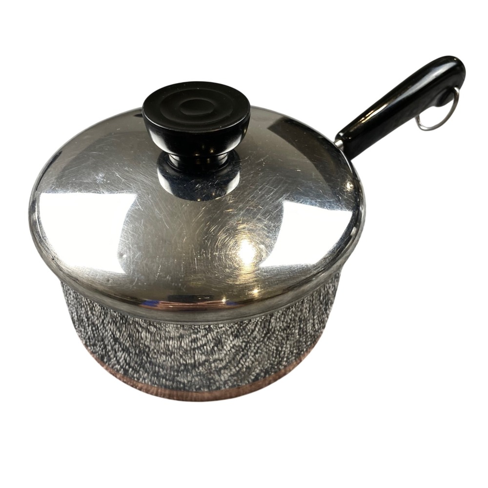 Vintage 1996 Revere Ware 1 Qt Saucepan Copper Bottom Lid Clinton IL USA